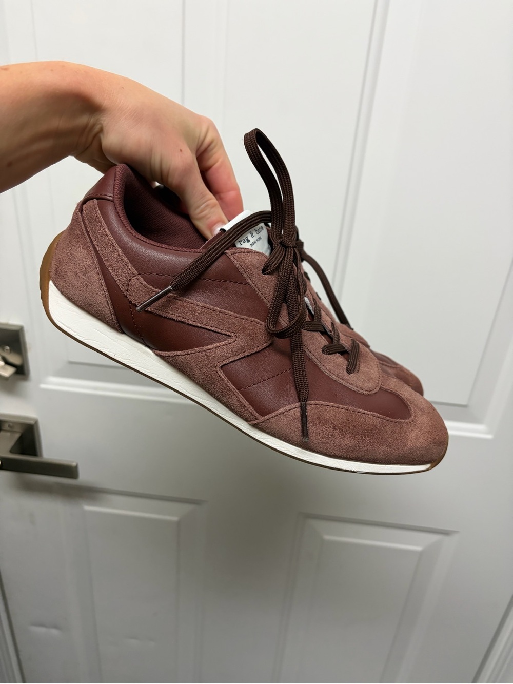 rag & bone Women's Ultra Slim Retro Runner Sneakers size 8/38.5